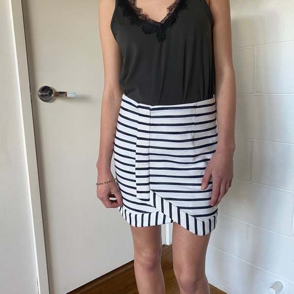 Camilla and Marc blue and white stripe mini skirt size 6 - Picture 5 of 9